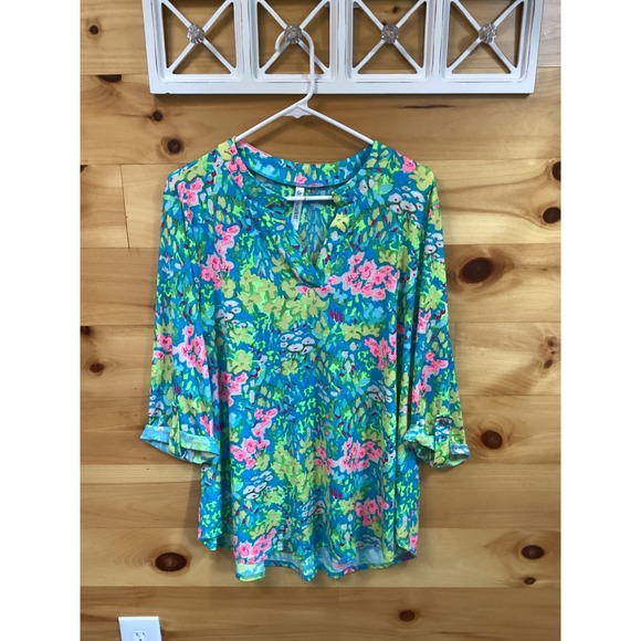 Dear Scarlett Tops - Dear Scarlett Lizzy-56 Floral V-Neck Roll Tab Sleeve Blouse Blue Pink Green L